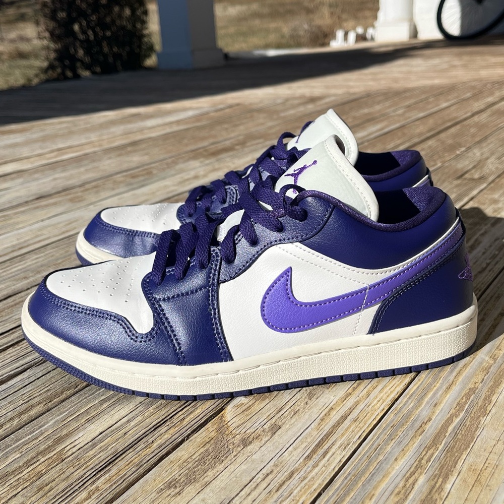 Nike Air Jordan 1 Low 'Sky J Purple' - Women’s Size 8.5 - Picture 2 of 9